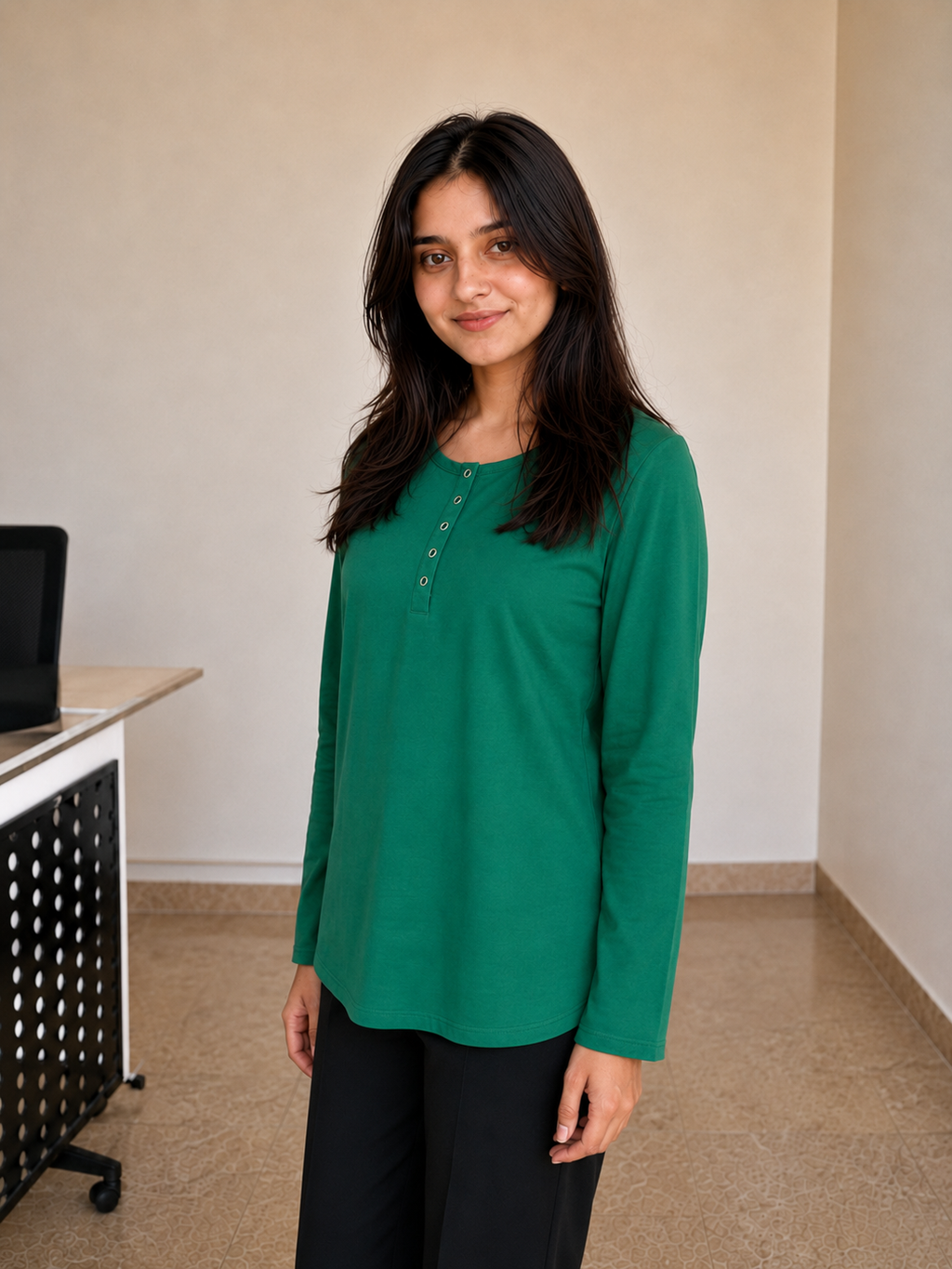 Emerald green casual women co-ord set side view